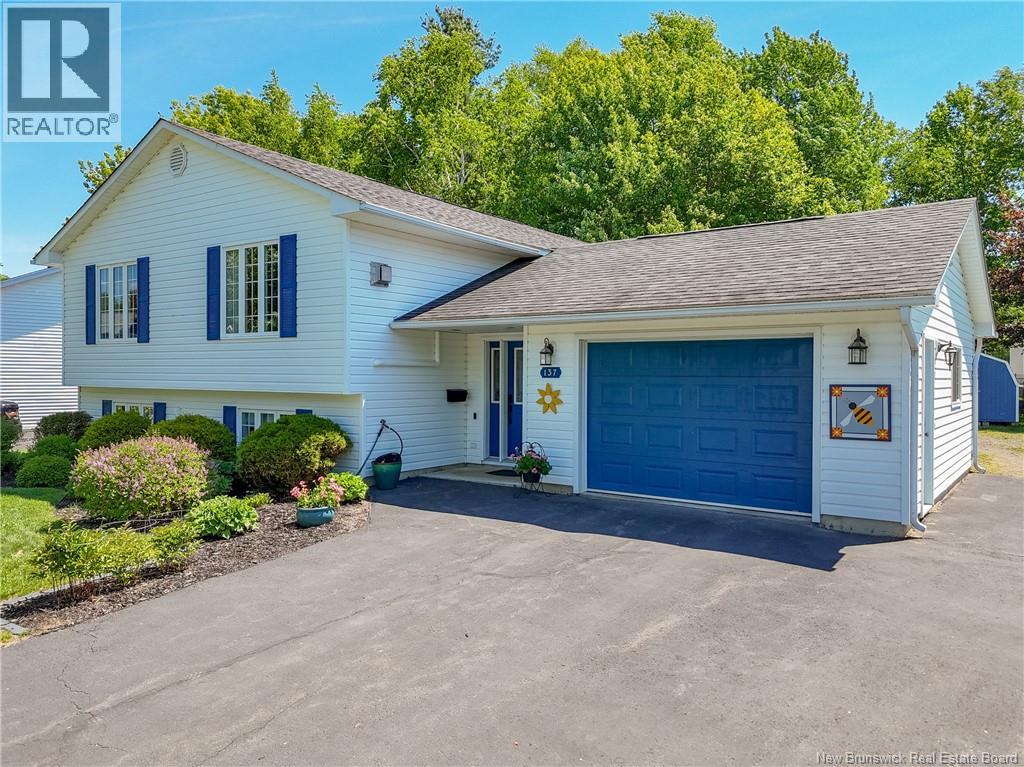 137 Manresa Drive - 1