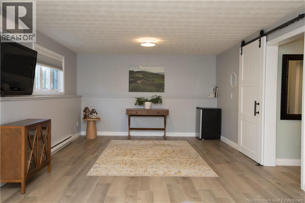 137 Manresa Drive - 28