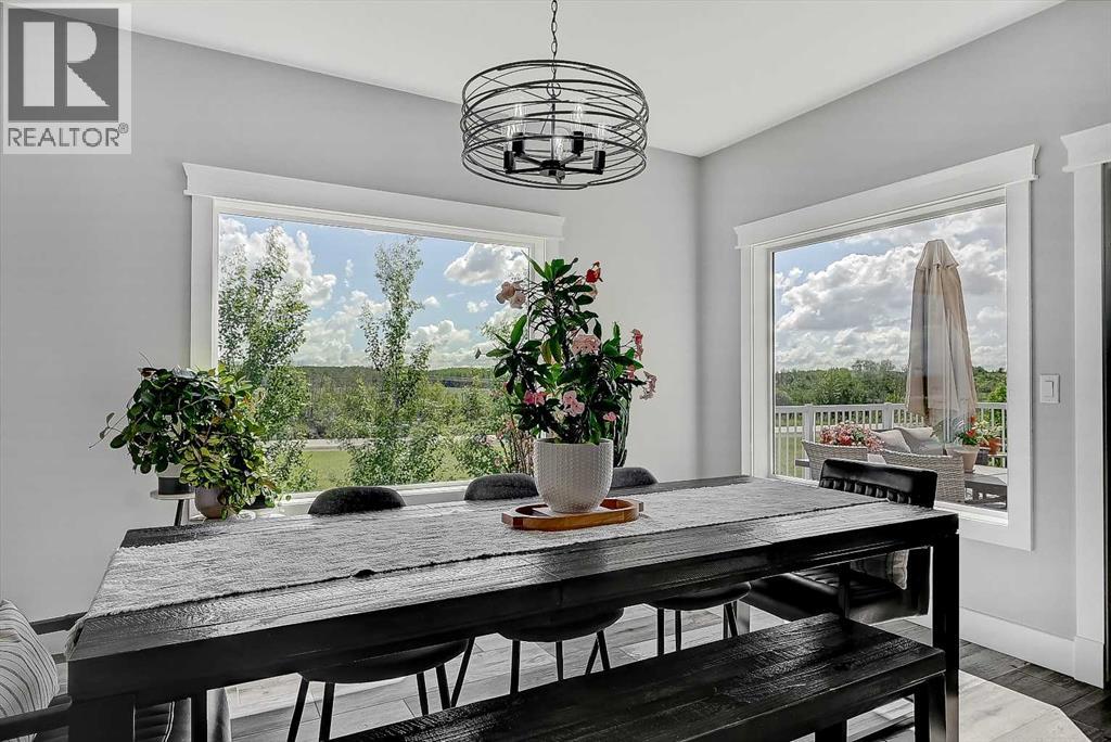 Kitchen-Main Floor(Deck Access)