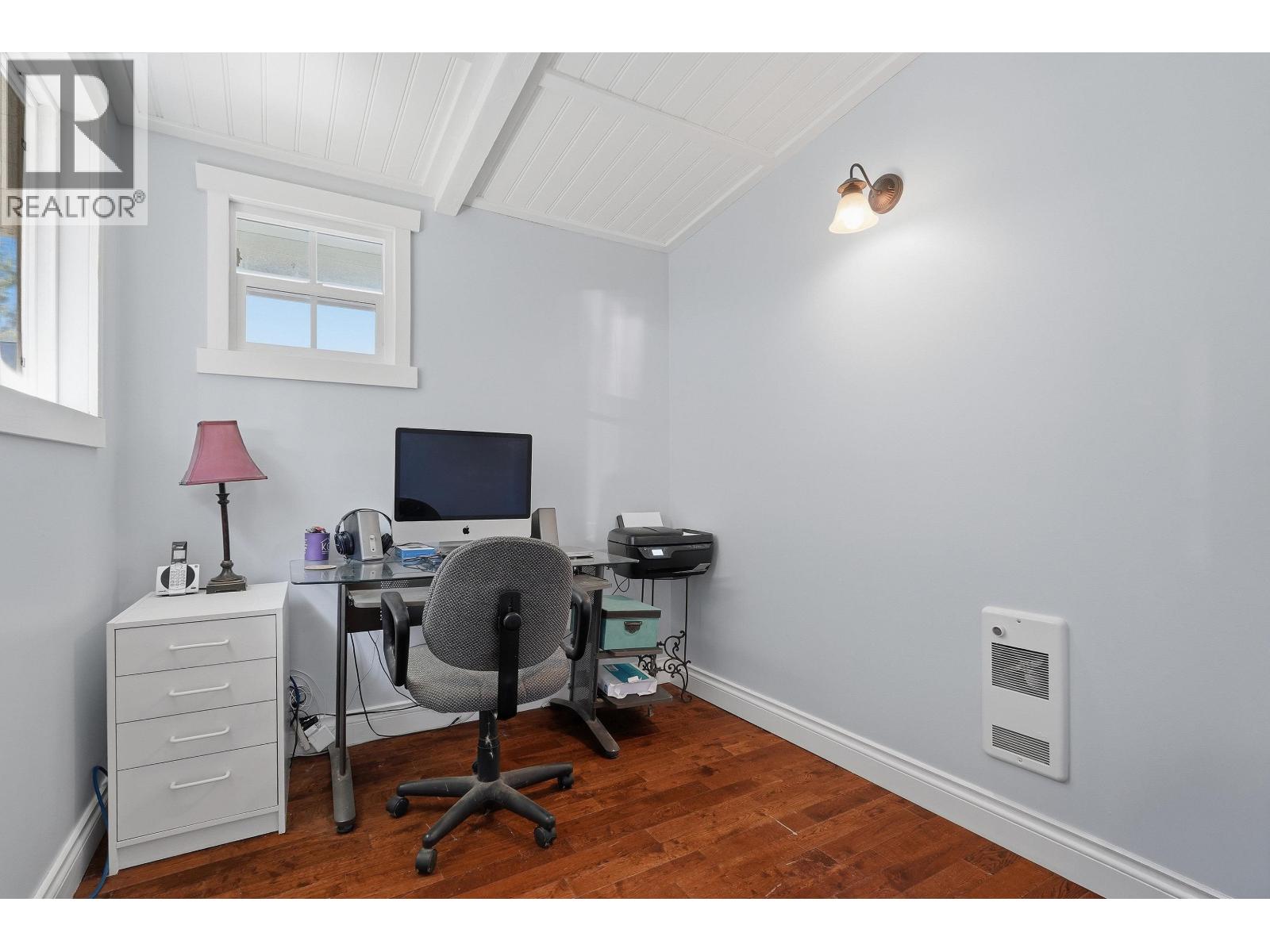 868 UPPER CRESCENT, Britannia Beach