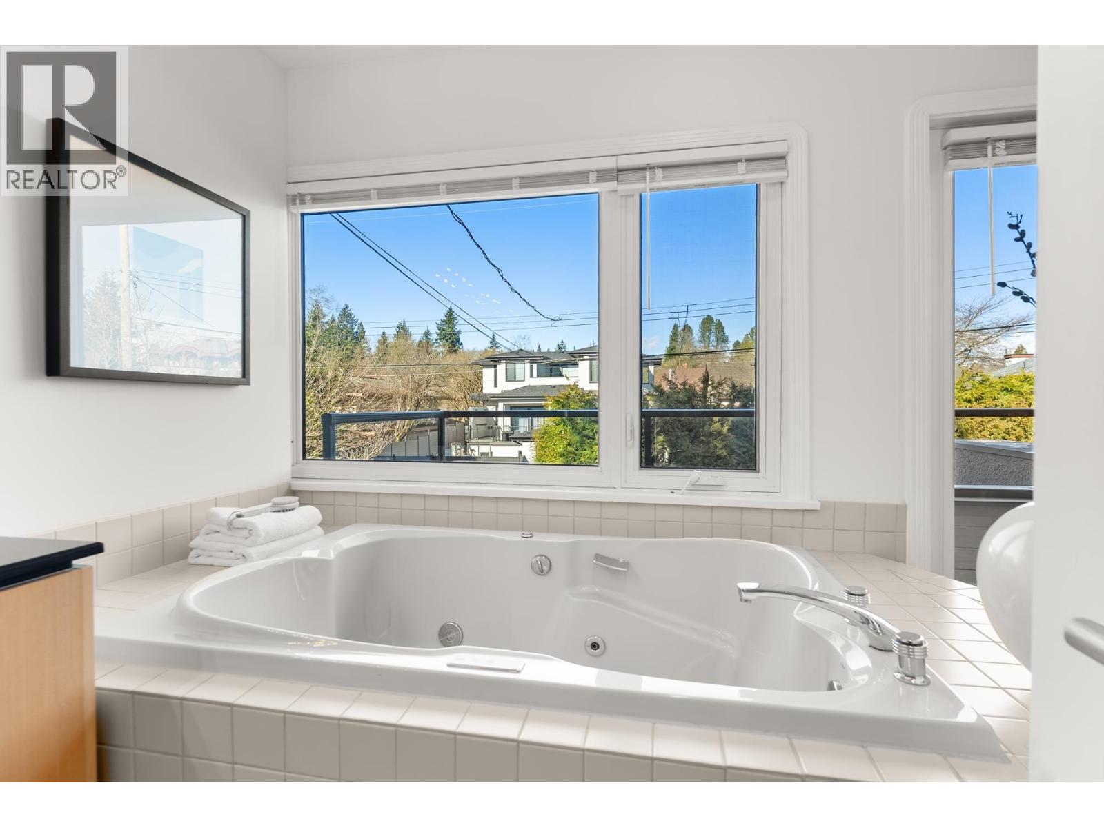 5 Bed, 4 Bath House for Sale in Vancouver – 4709 CHANCELLOR BOULEVARD, Vancouver – MLS# R3138700 - Image 30