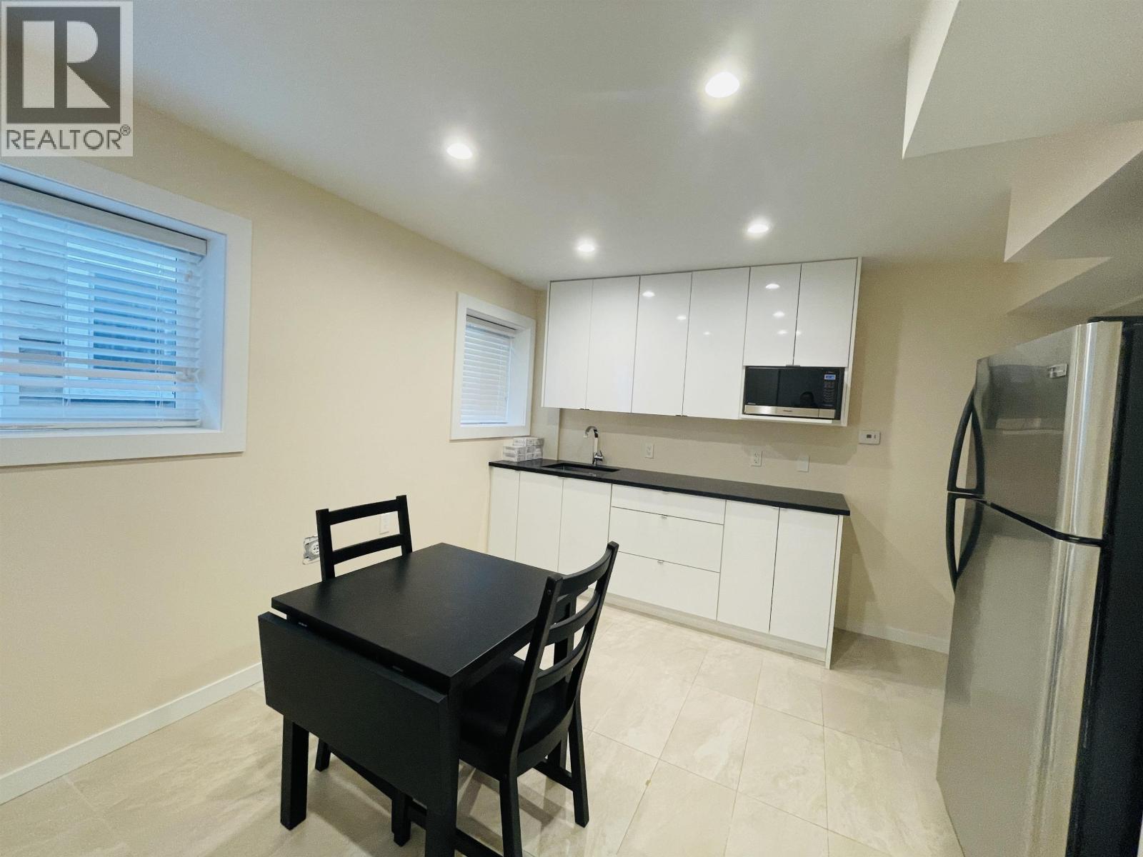4609 W 9TH AVENUE, Vancouver