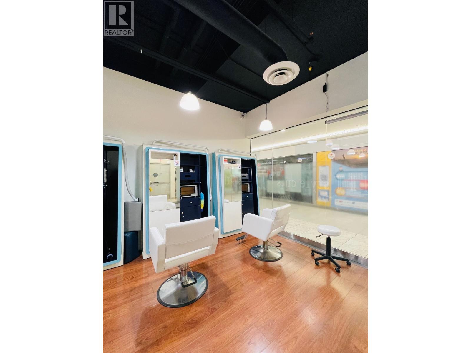 2275 4000 NO. 3 ROAD, Richmond