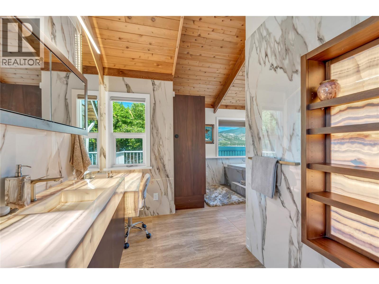 3997 Lakeside Road, Penticton