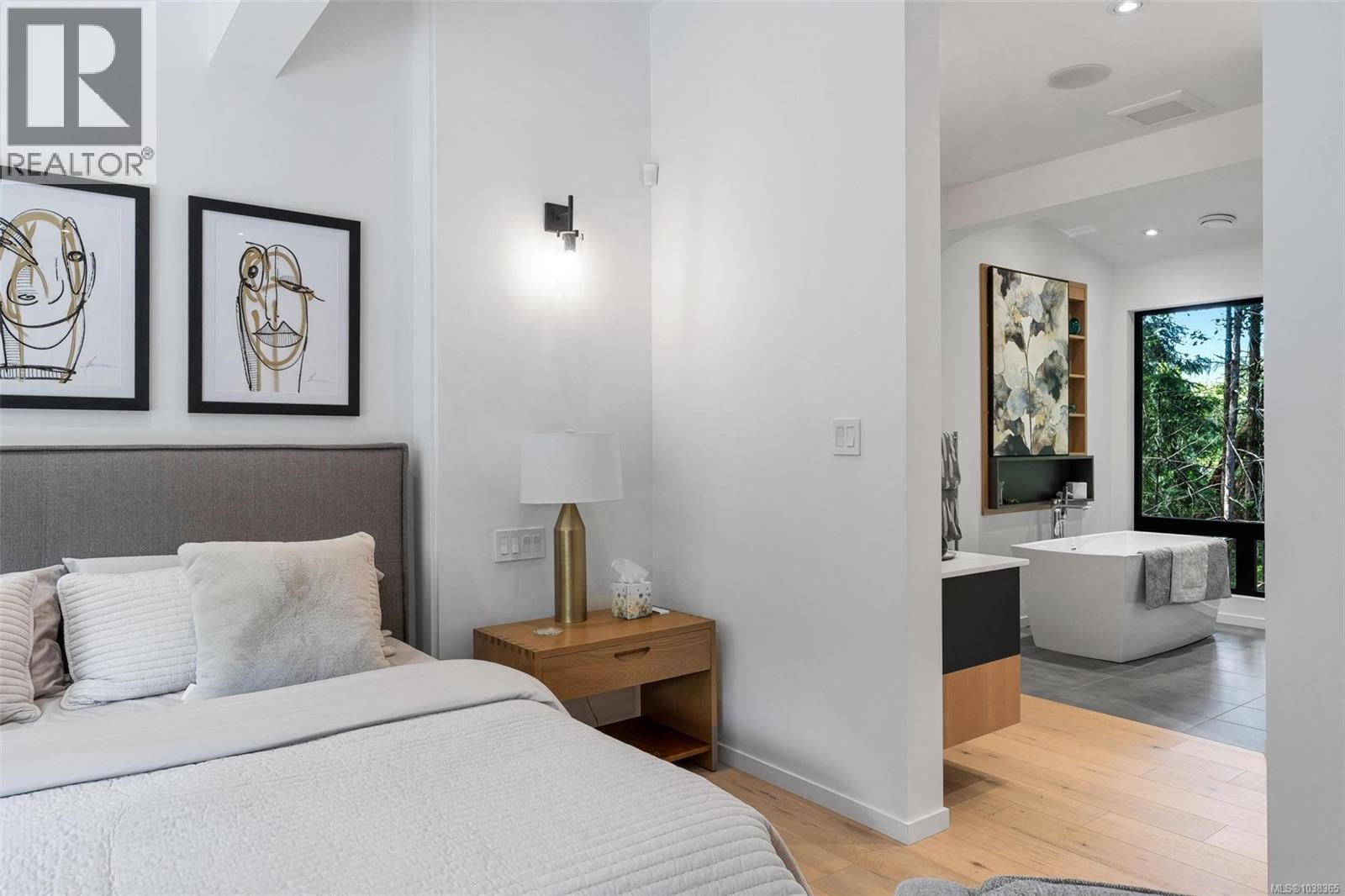977 Grandview St - 23