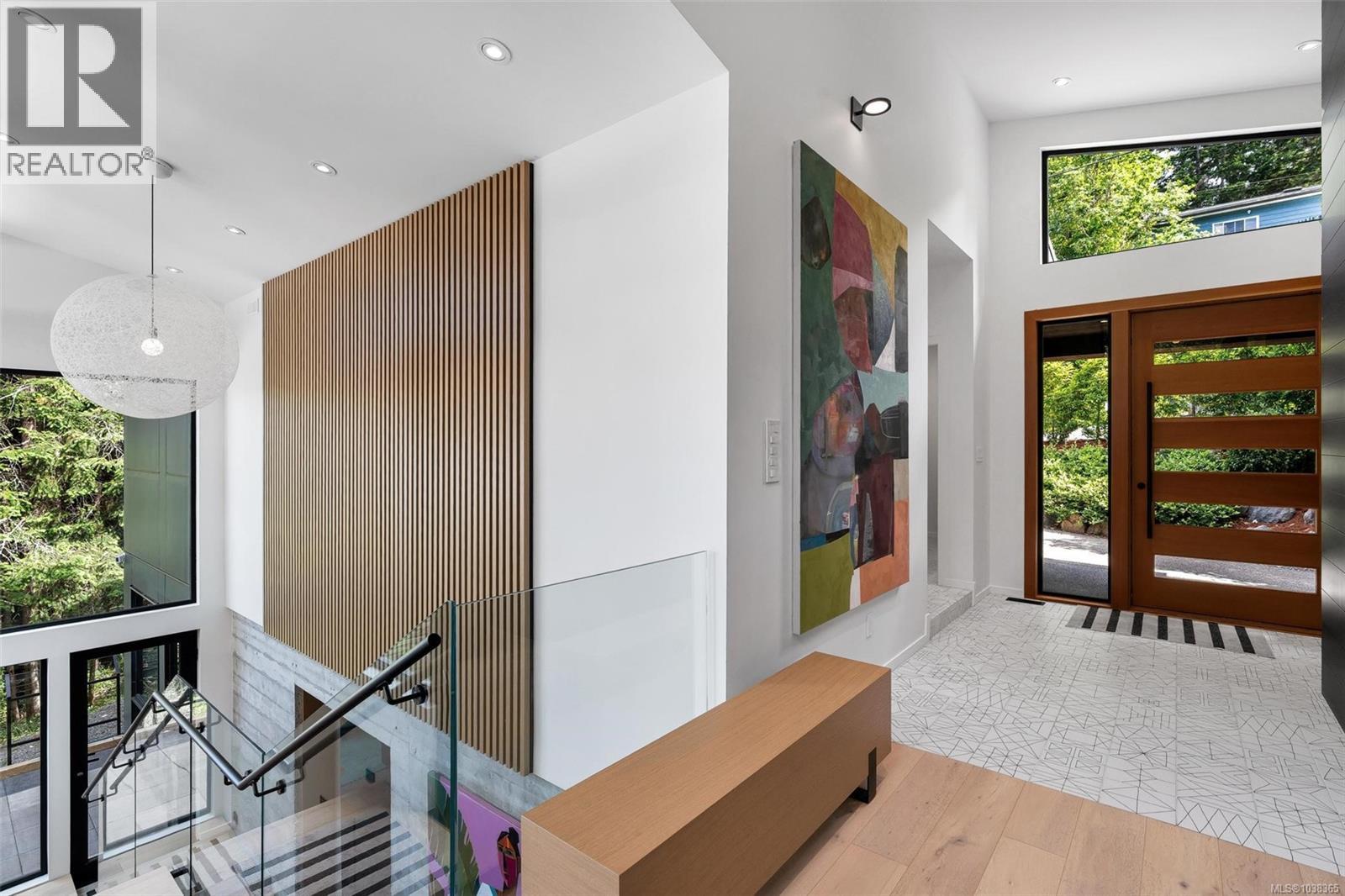 977 Grandview St - 32
