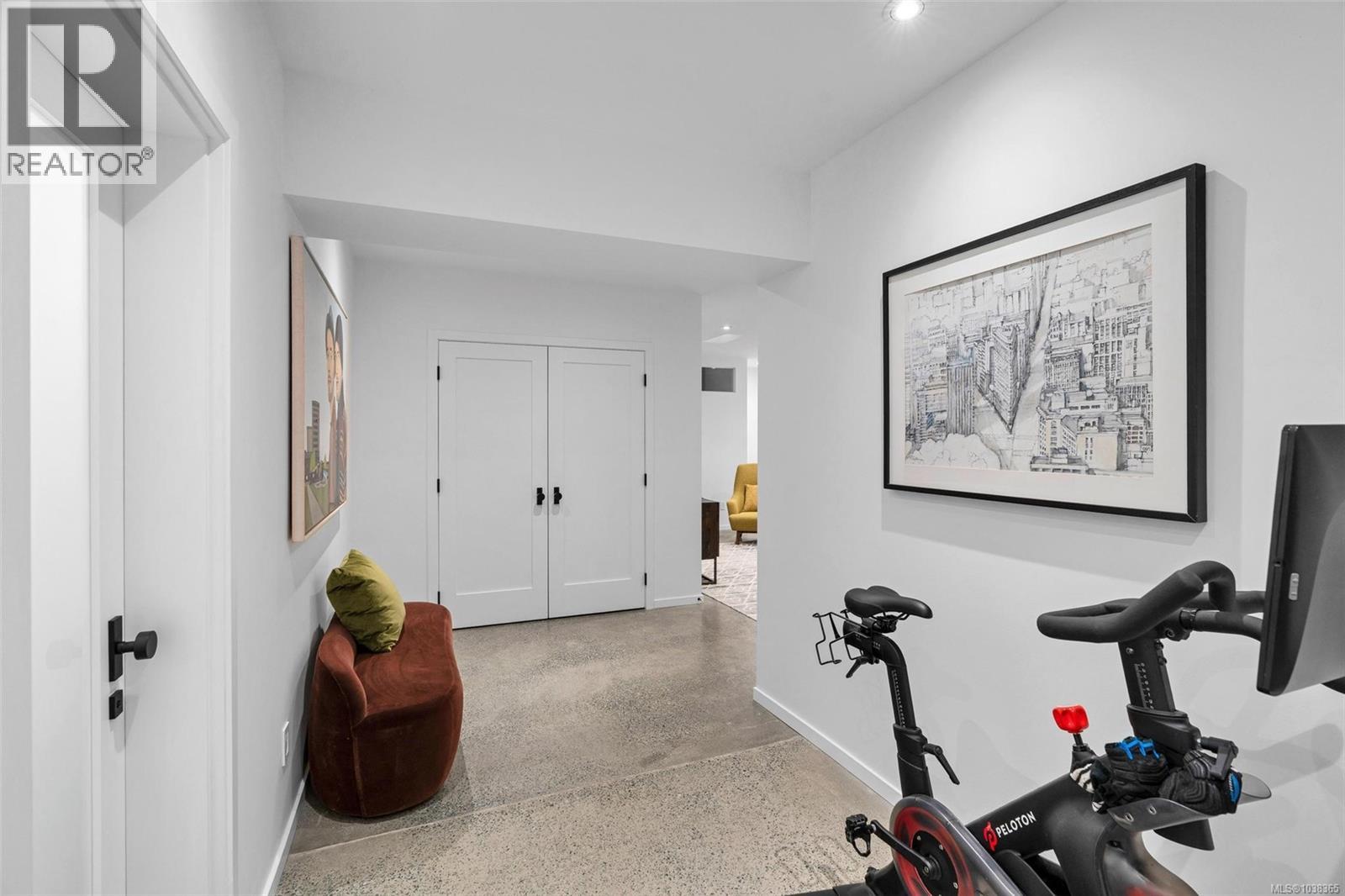 977 Grandview St - 42