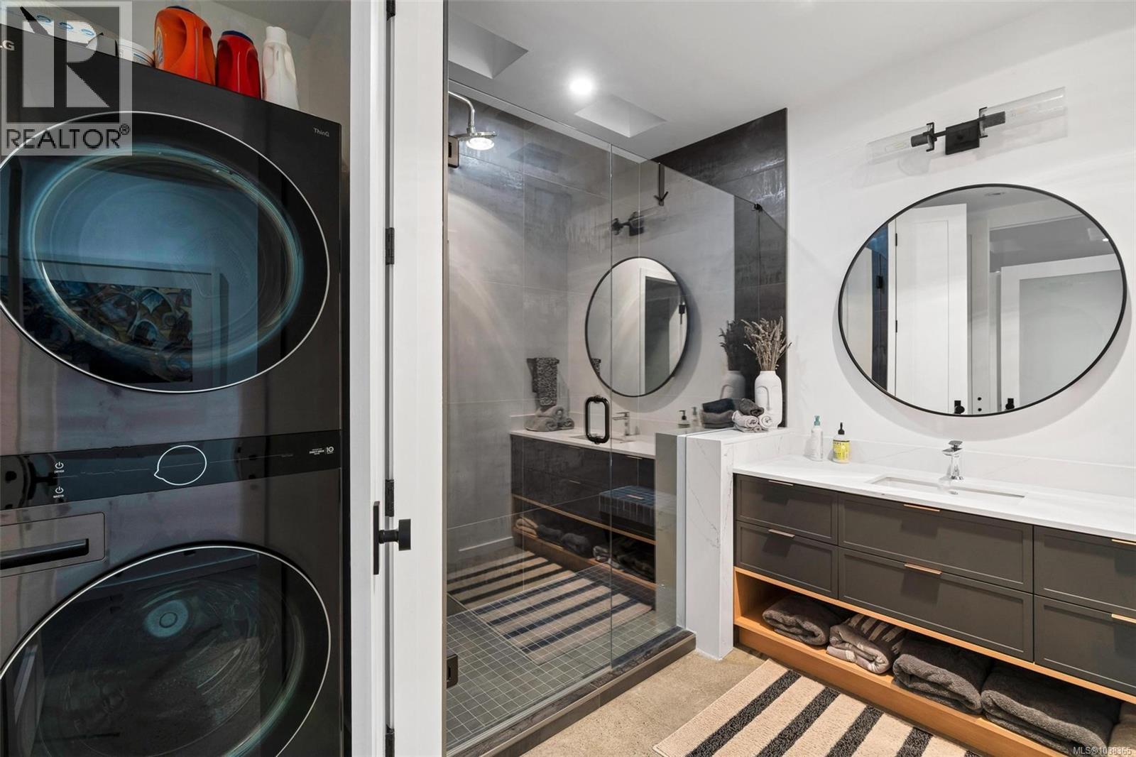 977 Grandview St - 51