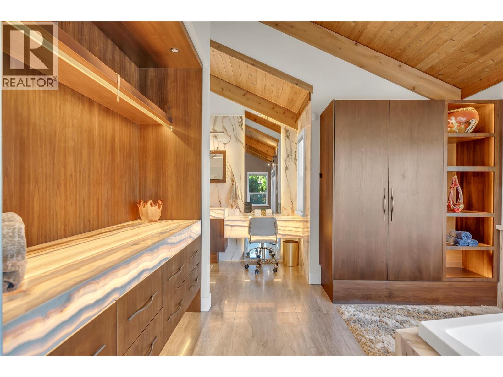 3997 Lakeside Road, Penticton