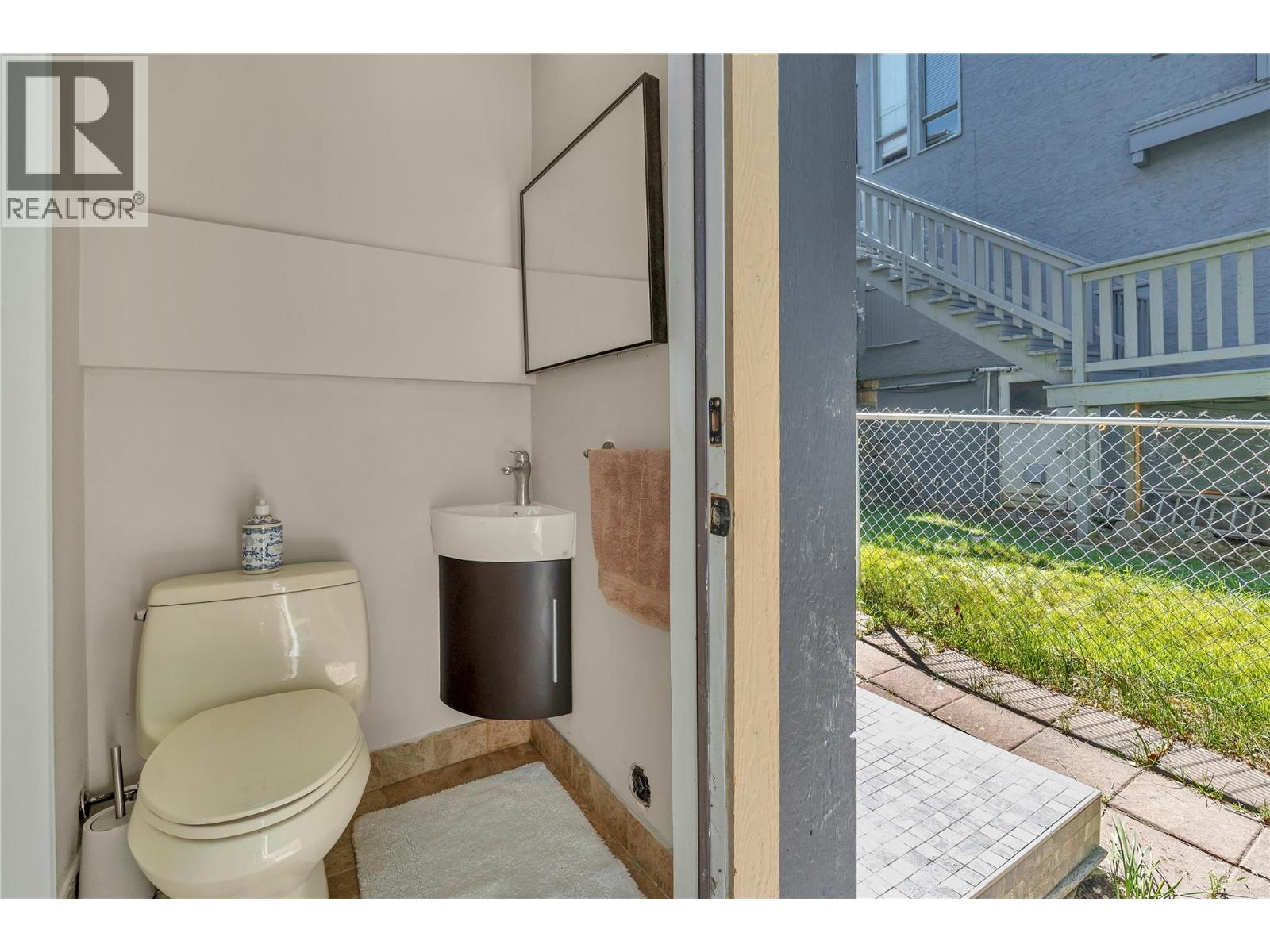3997 Lakeside Road, Penticton