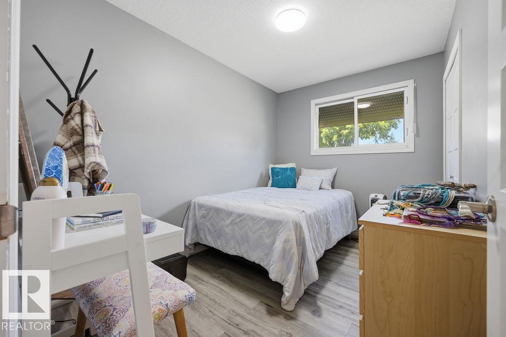 794 BIRCH AV — photo 20