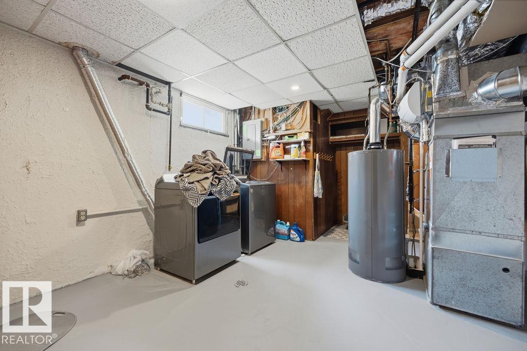 794 BIRCH AV — photo 31