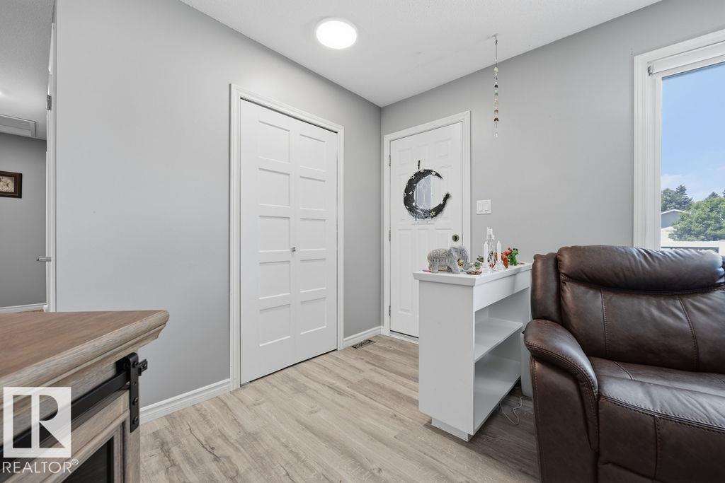 794 BIRCH AV - photo 5