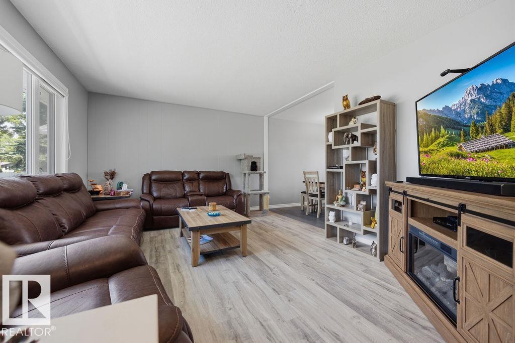 794 BIRCH AV — photo 7