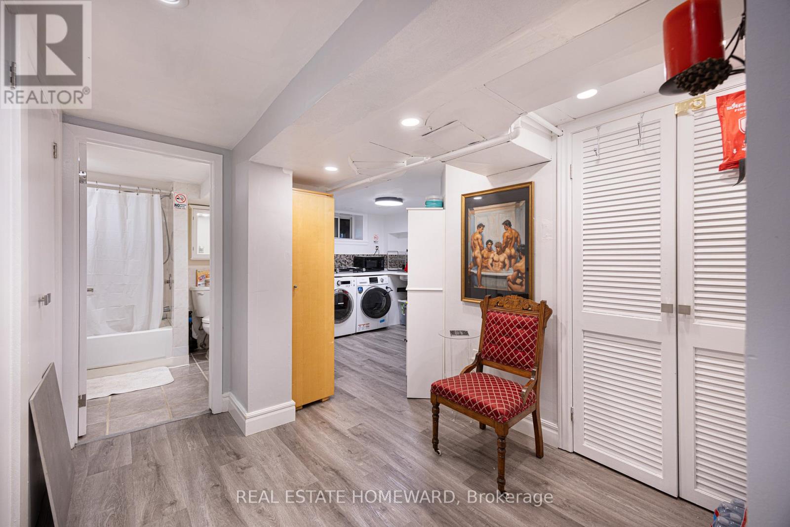 69 HERTLE AVENUE - 15