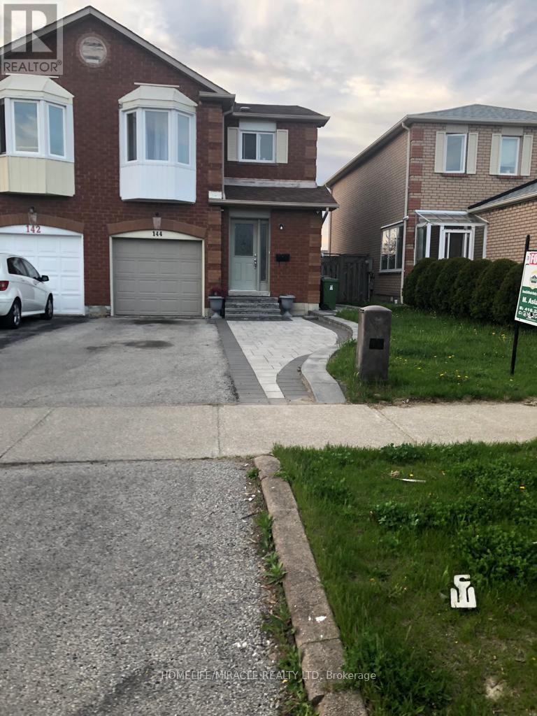 144 ROBBINSTONE DRIVE - 23