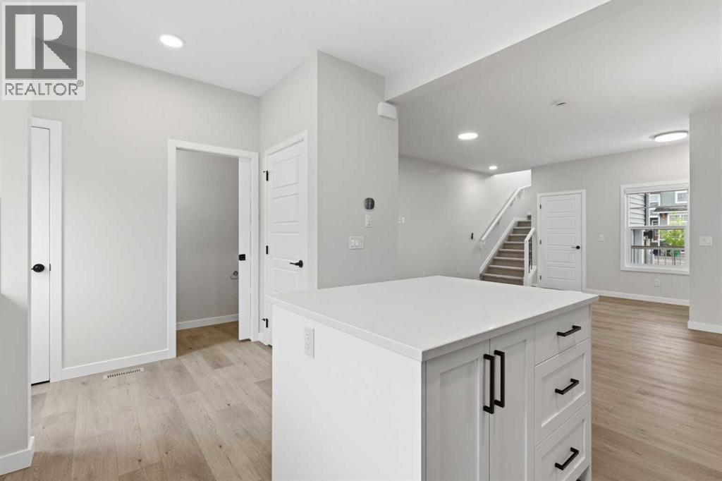 2253 Bayview Drive SW - 11