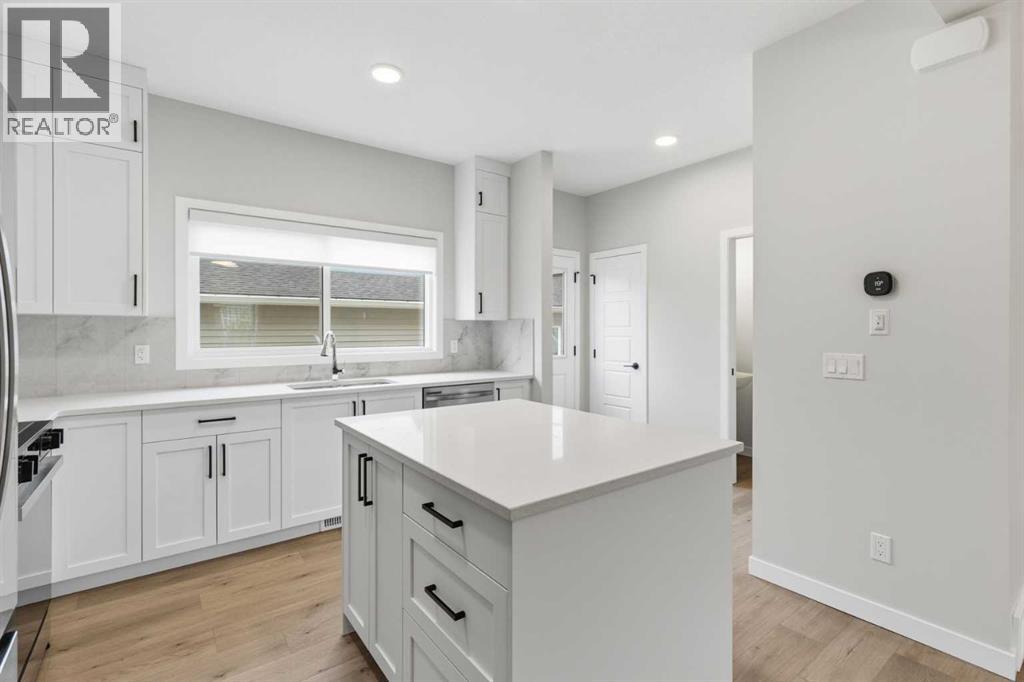 2253 Bayview Drive SW - 12