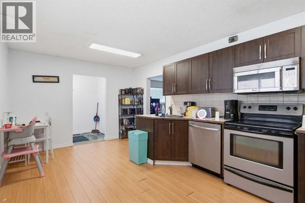 196 Gordon Drive SW - 16