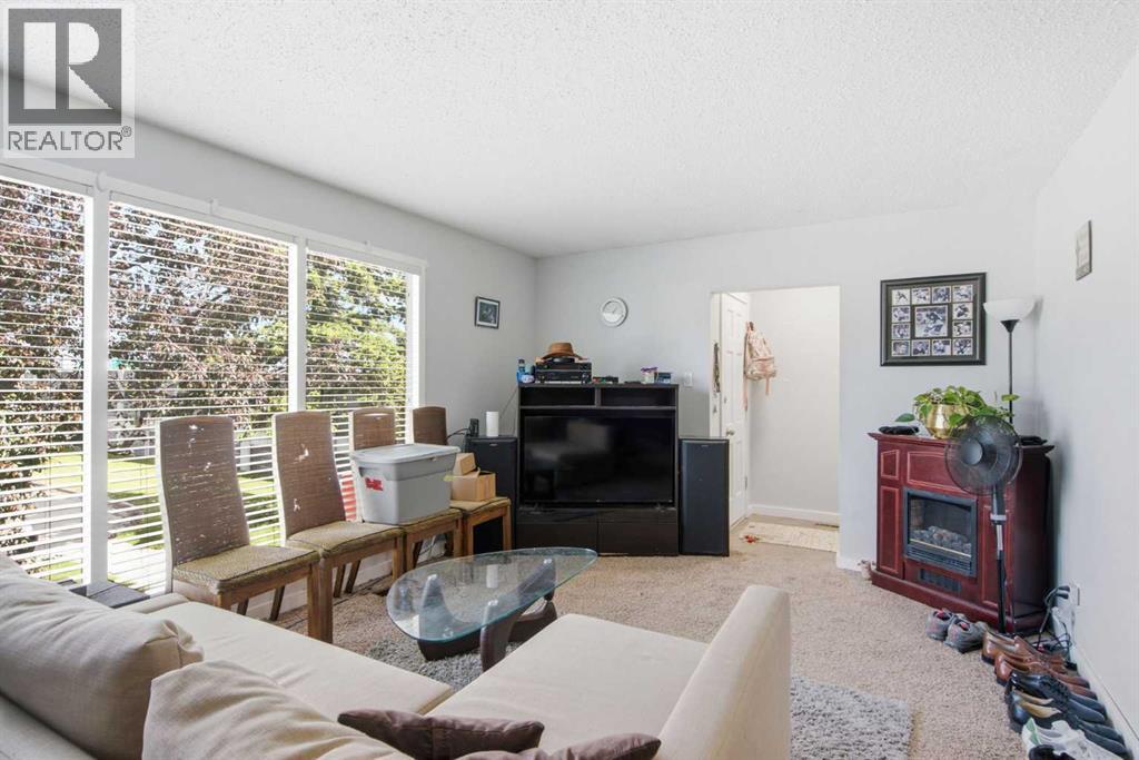 196 Gordon Drive SW - 24