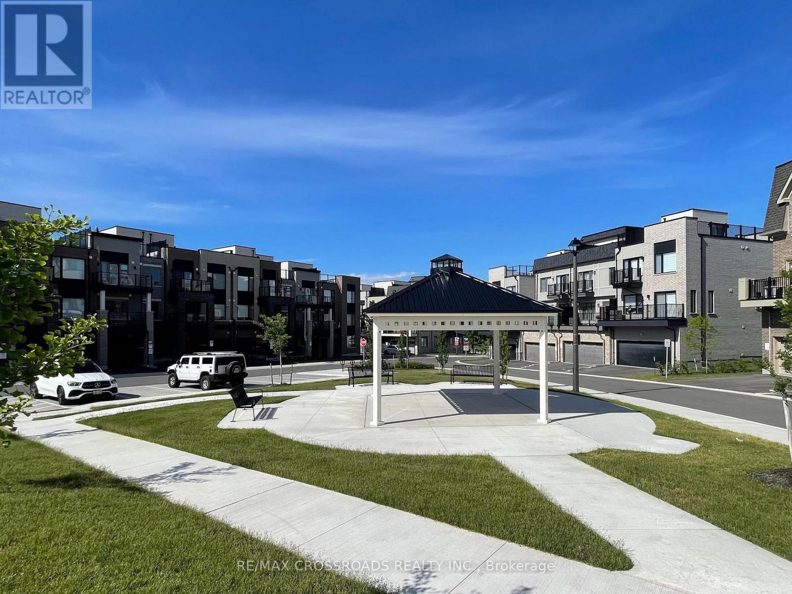9 OSCAR STEEPER LANE - 25