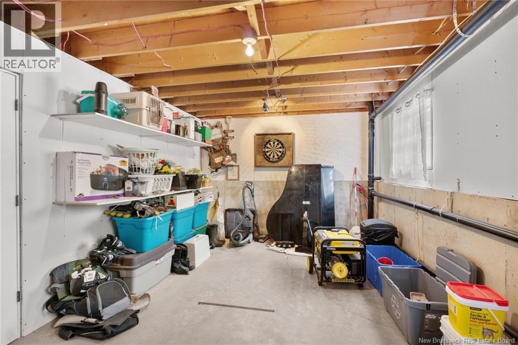 64 Maple Street - 30