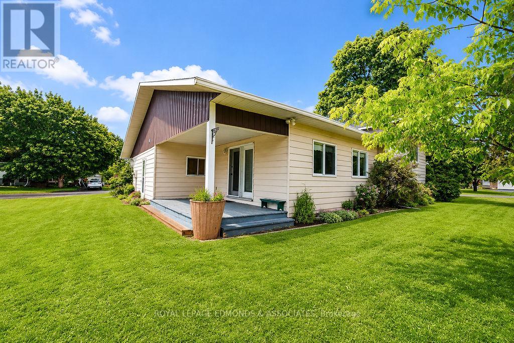 130 TOWN LINE ROAD - 4