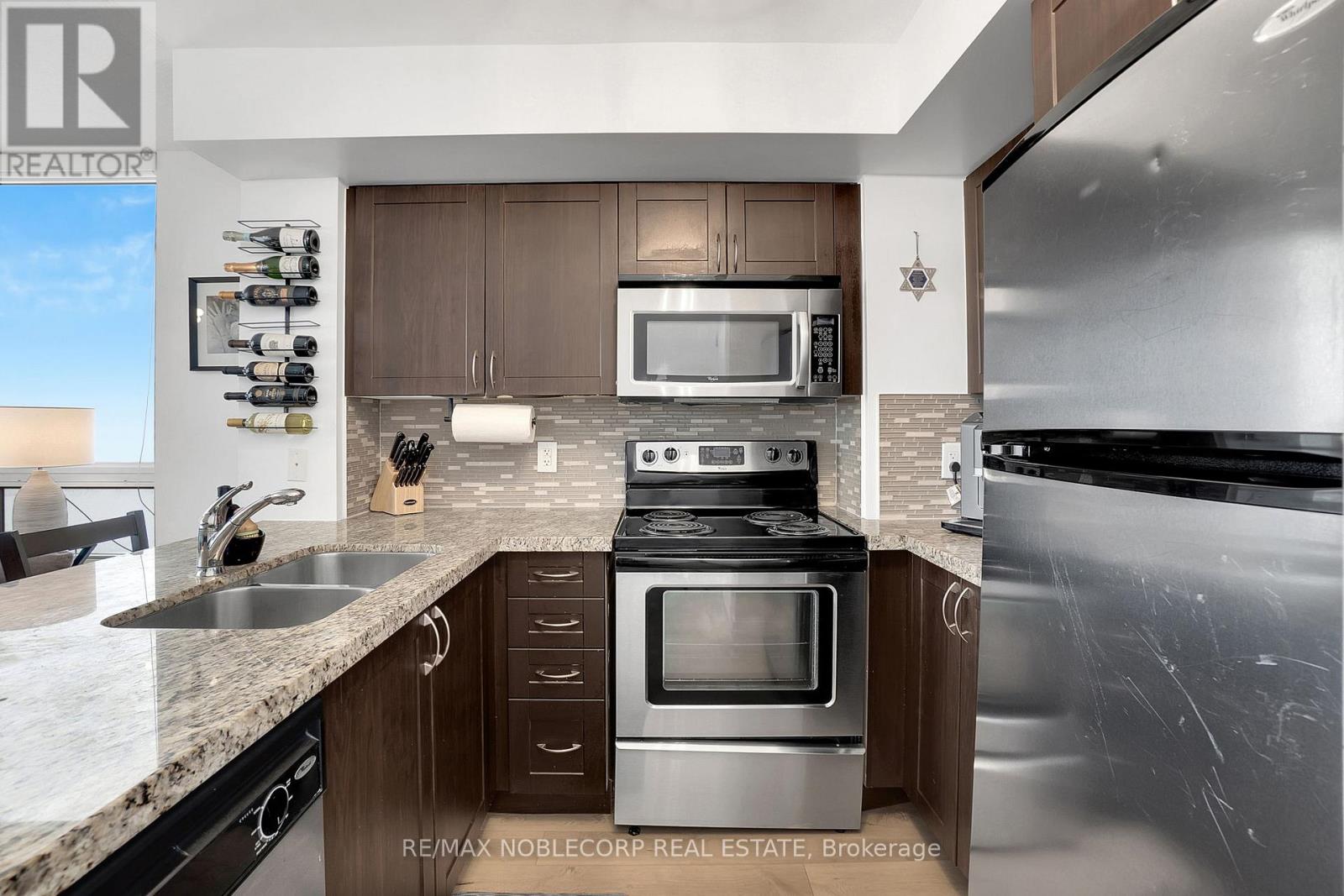 #917 1060 SHEPPARD AVENUE W - 21