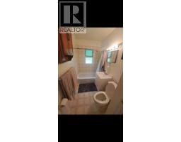 84 Garden Drive, Bella Coola, BC V0T0A3 Photo 11