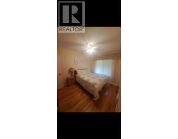 84 Garden Drive, Bella Coola, BC V0T0A3 Photo 7
