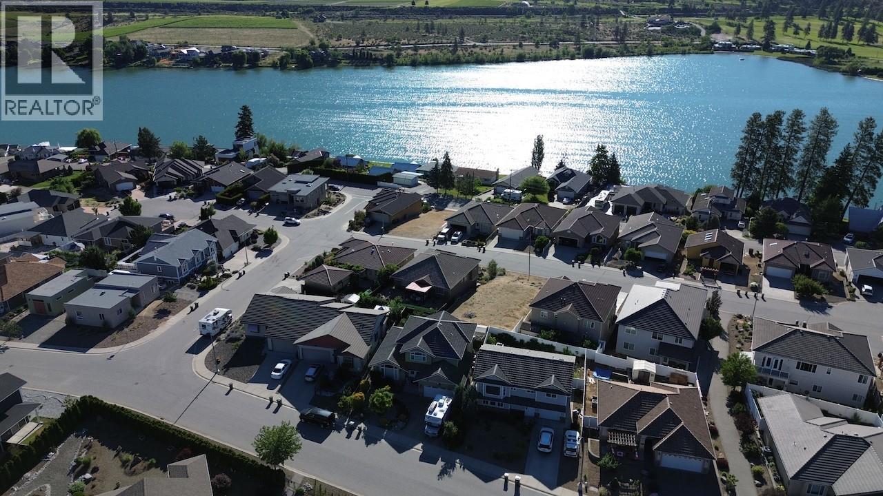 6842 CABERNET Place, Oliver
