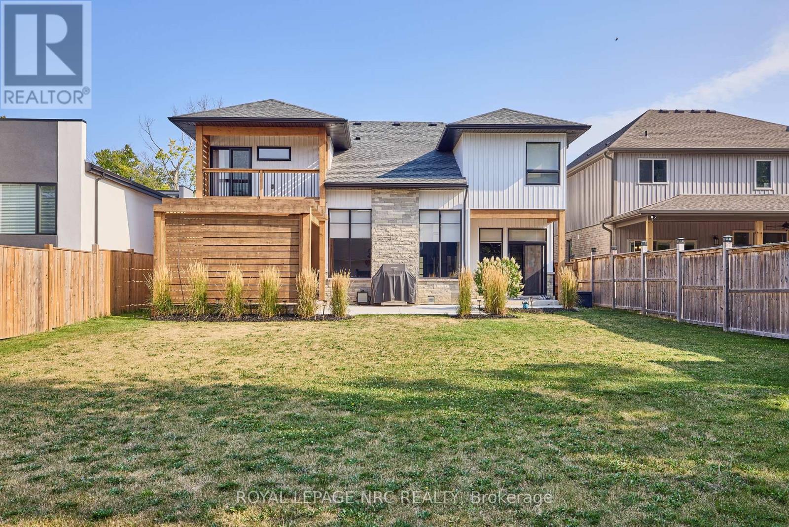 8 HILDA STREET - 2