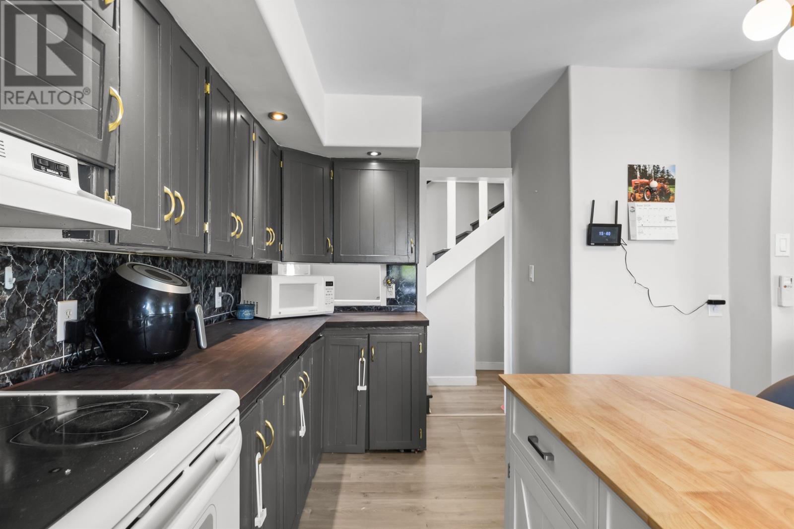 362 Mount Tryon Road - 9