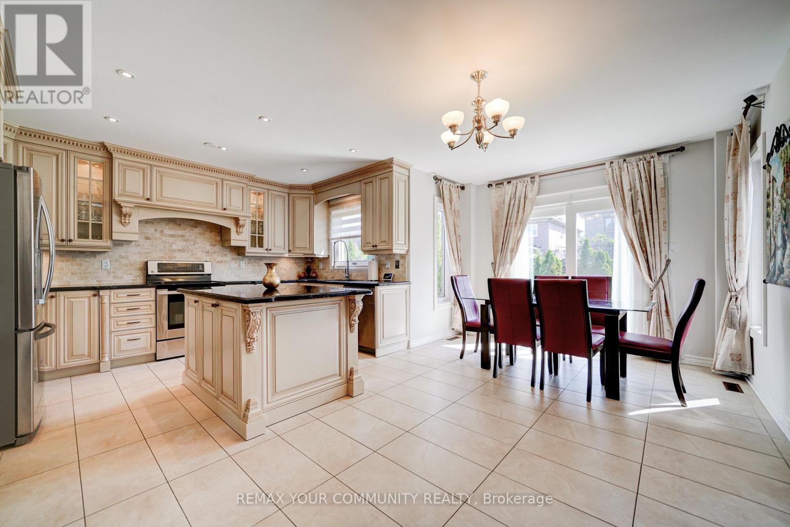 7 FERN AVENUE - 14