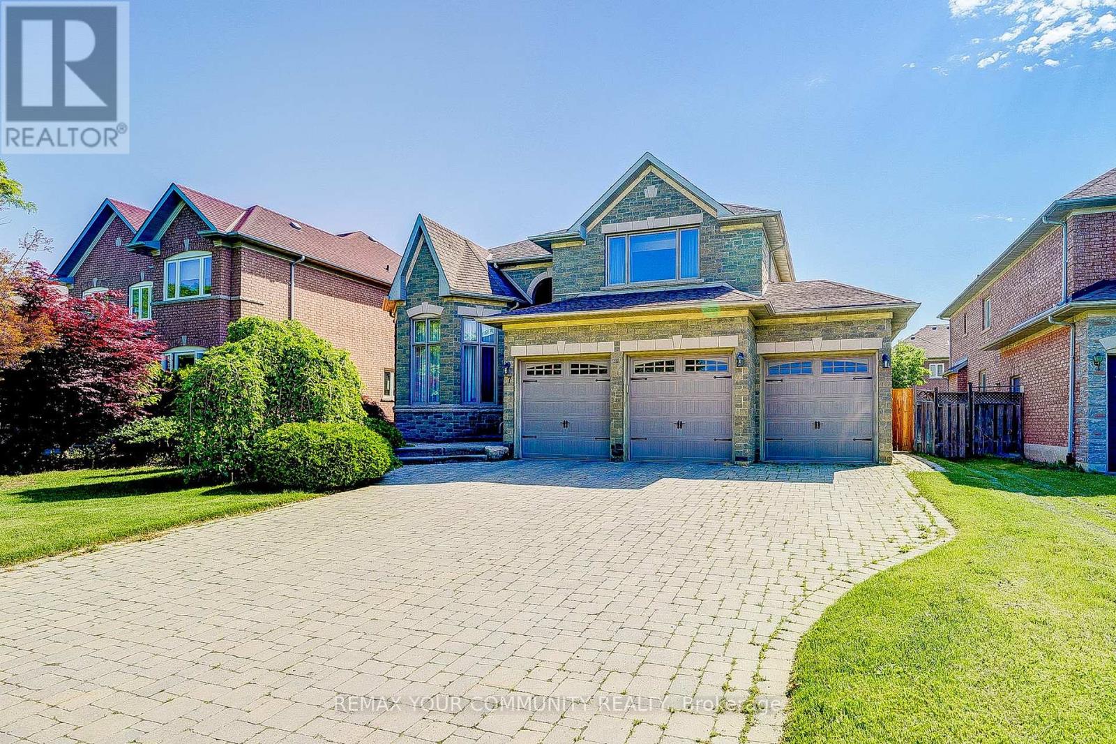 7 FERN AVENUE - 3
