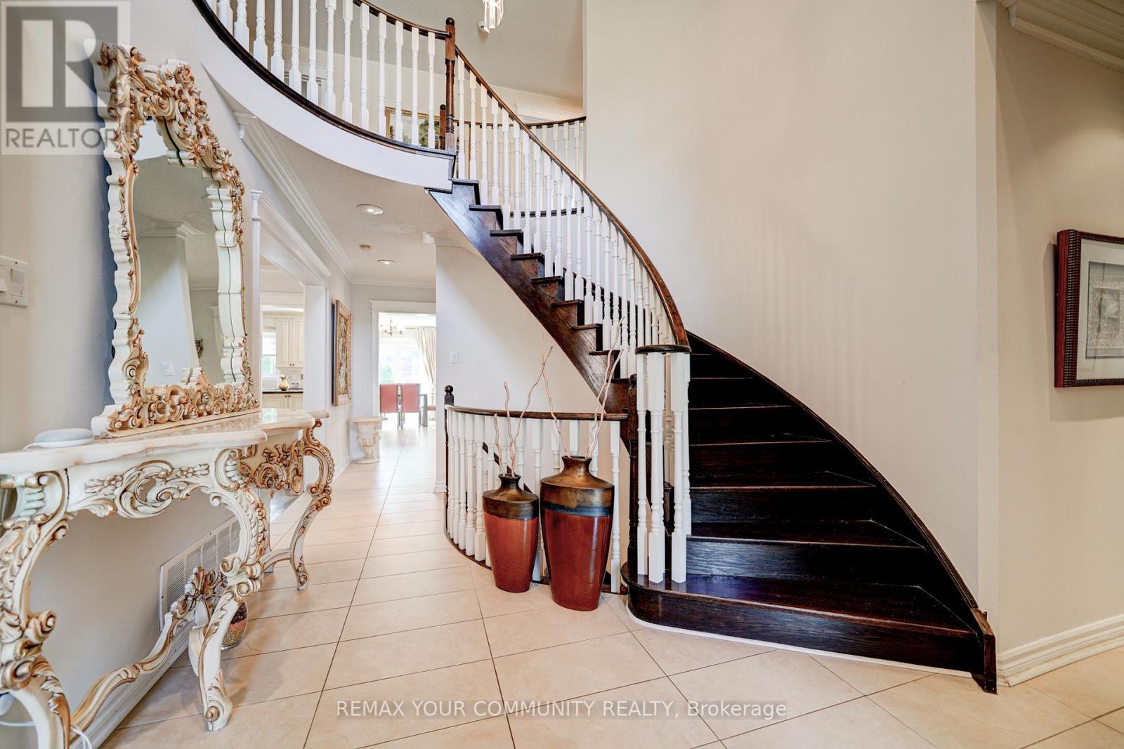 7 FERN AVENUE - 5