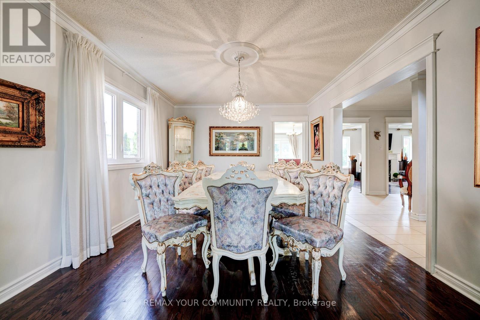 7 FERN AVENUE - 9