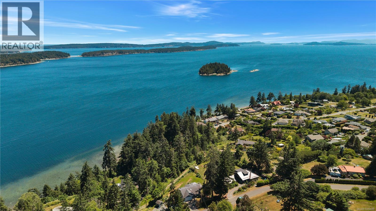 1370 Ivor Rd, Nanaimo
