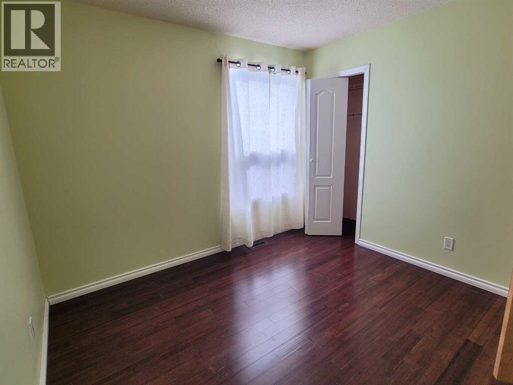 7110 99A Street - 25