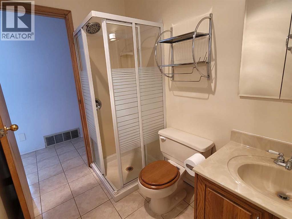 7110 99A Street - 18