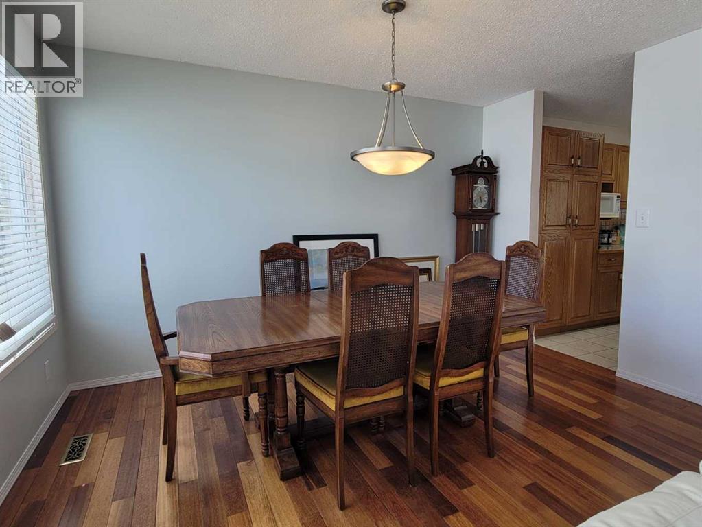 7110 99A Street - 5