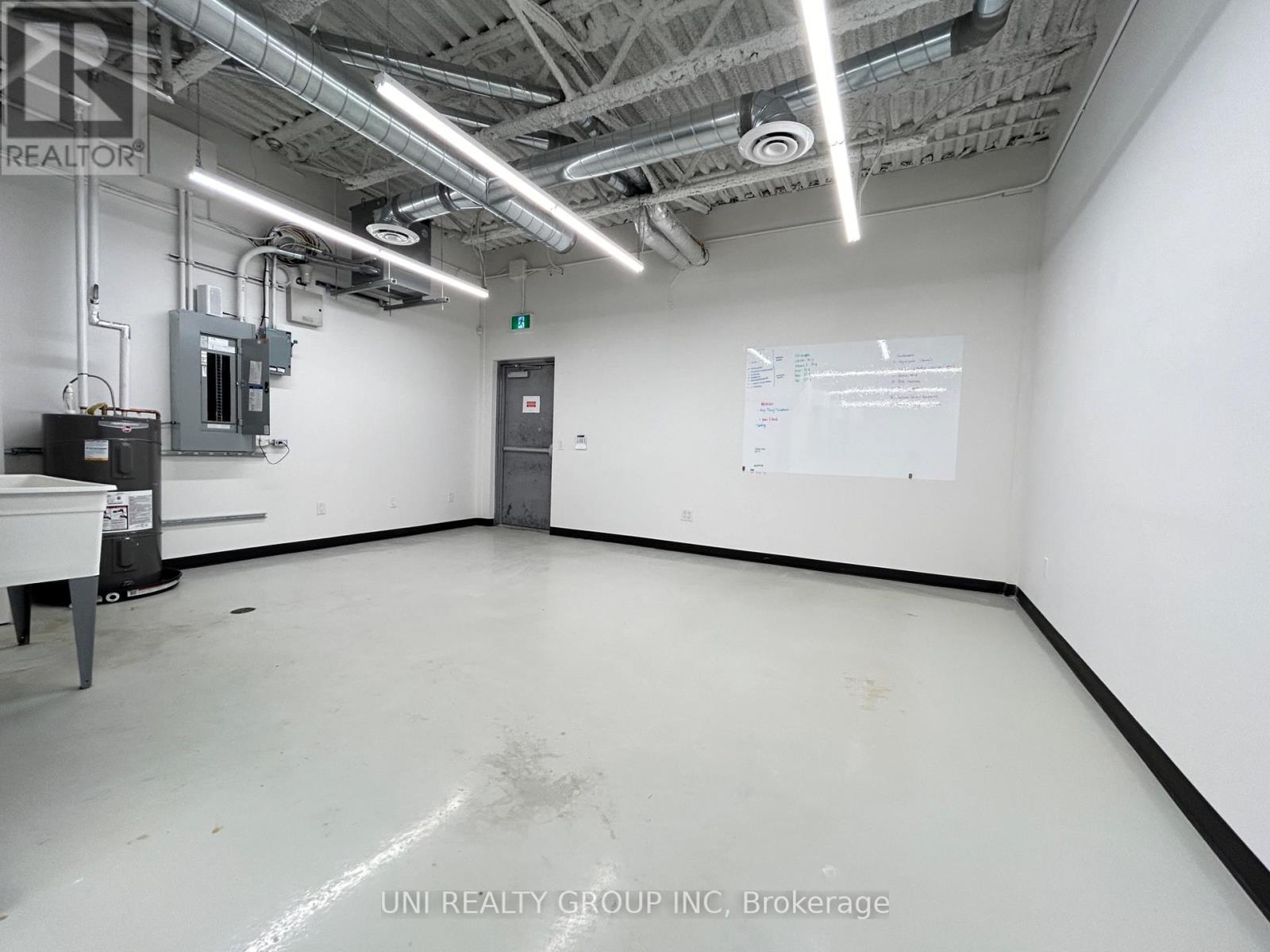 Office for Rent in Ottawa – 217 – 2310 ST LAURENT BOULEVARD, Ottawa – MLS# X13476998 - Image 14