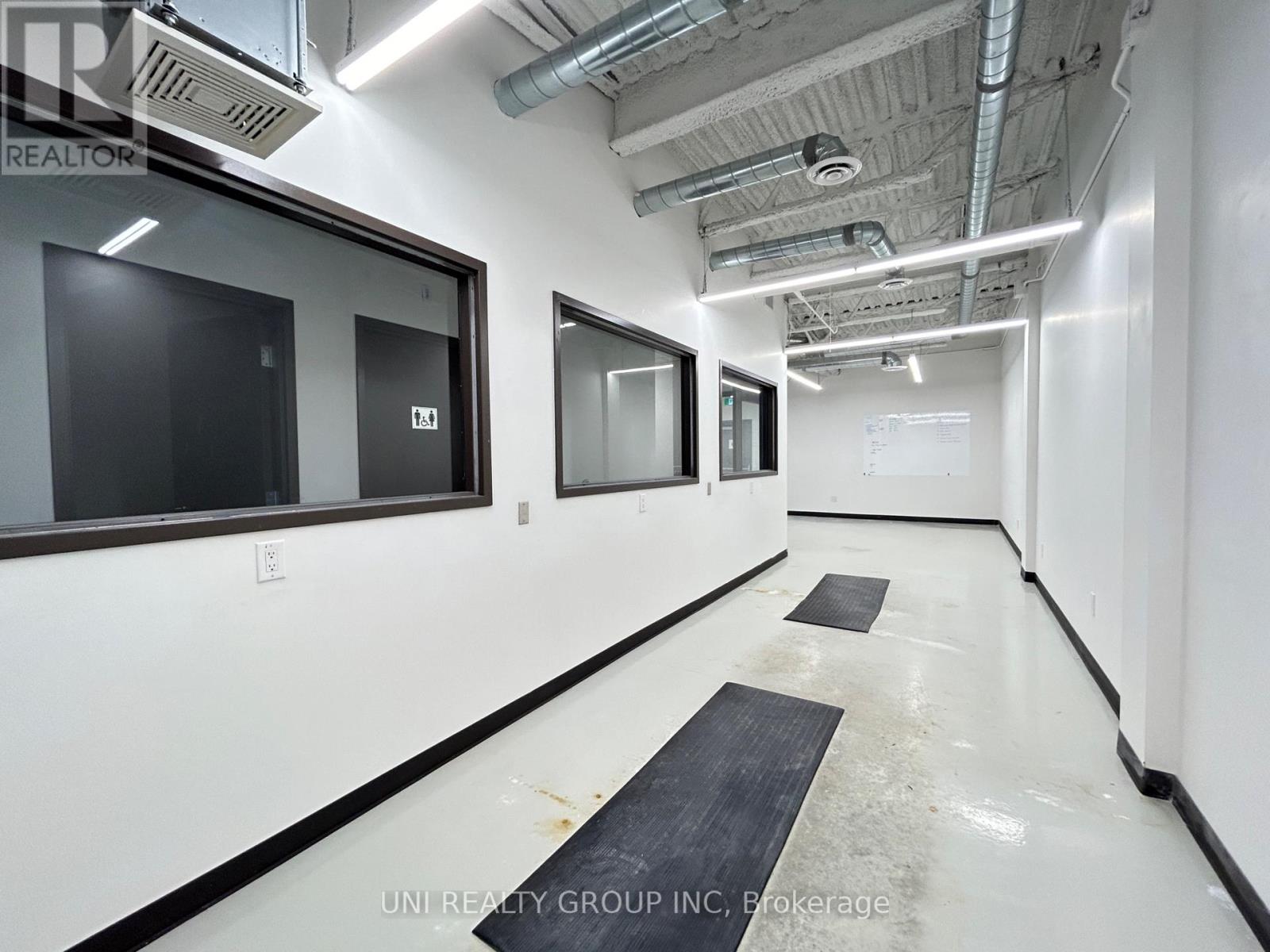 Office for Rent in Ottawa – 217 – 2310 ST LAURENT BOULEVARD, Ottawa – MLS# X13476998 - Image 8