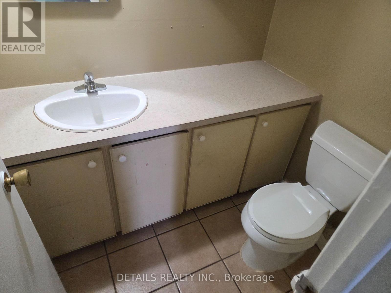 46 BEAUMARIS DRIVE - 17