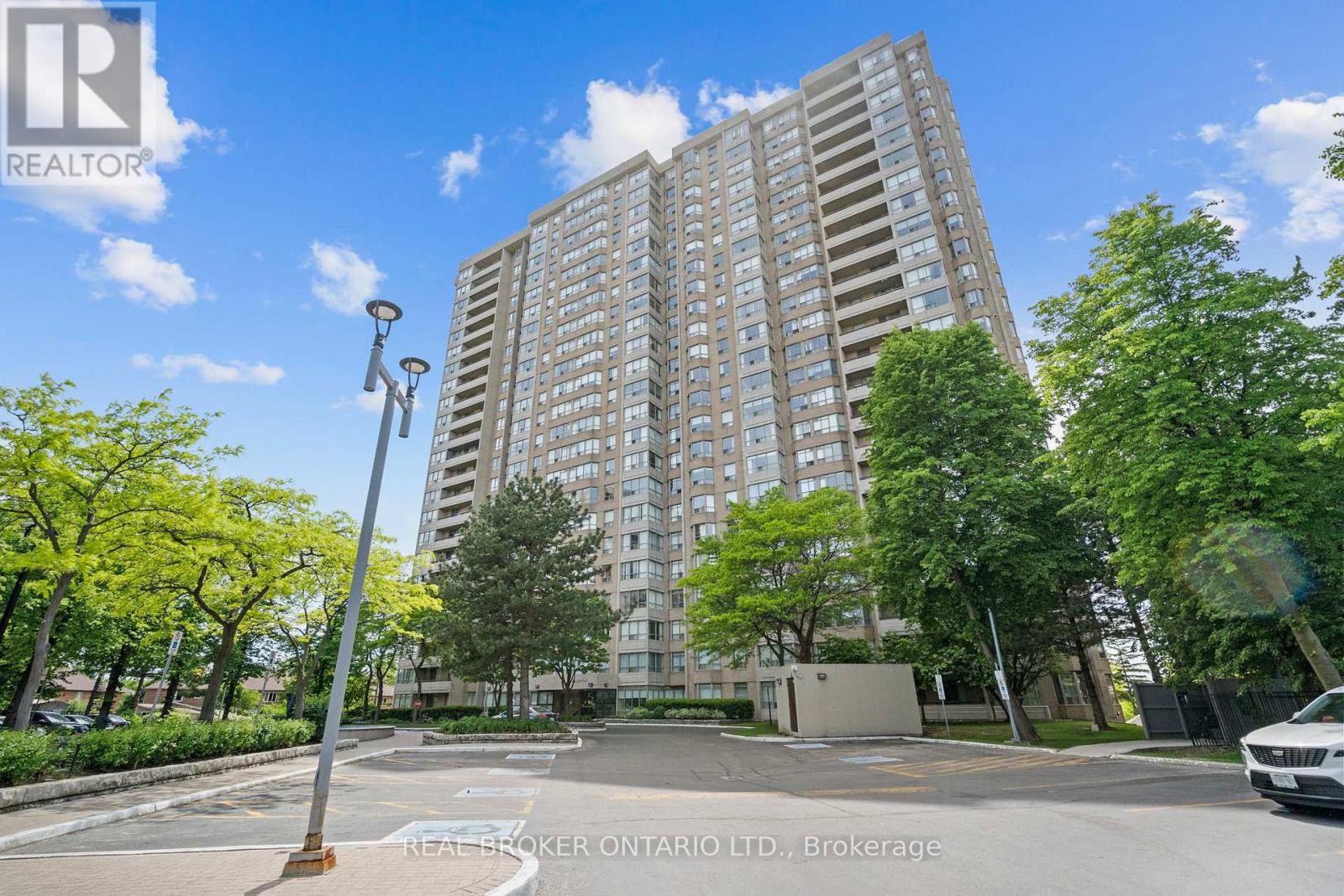 #1603 30 MALTA AVENUE - 1