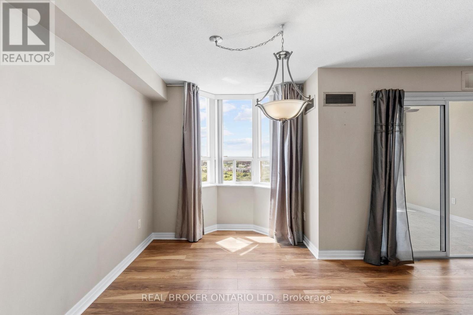 #1603 30 MALTA AVENUE - 17