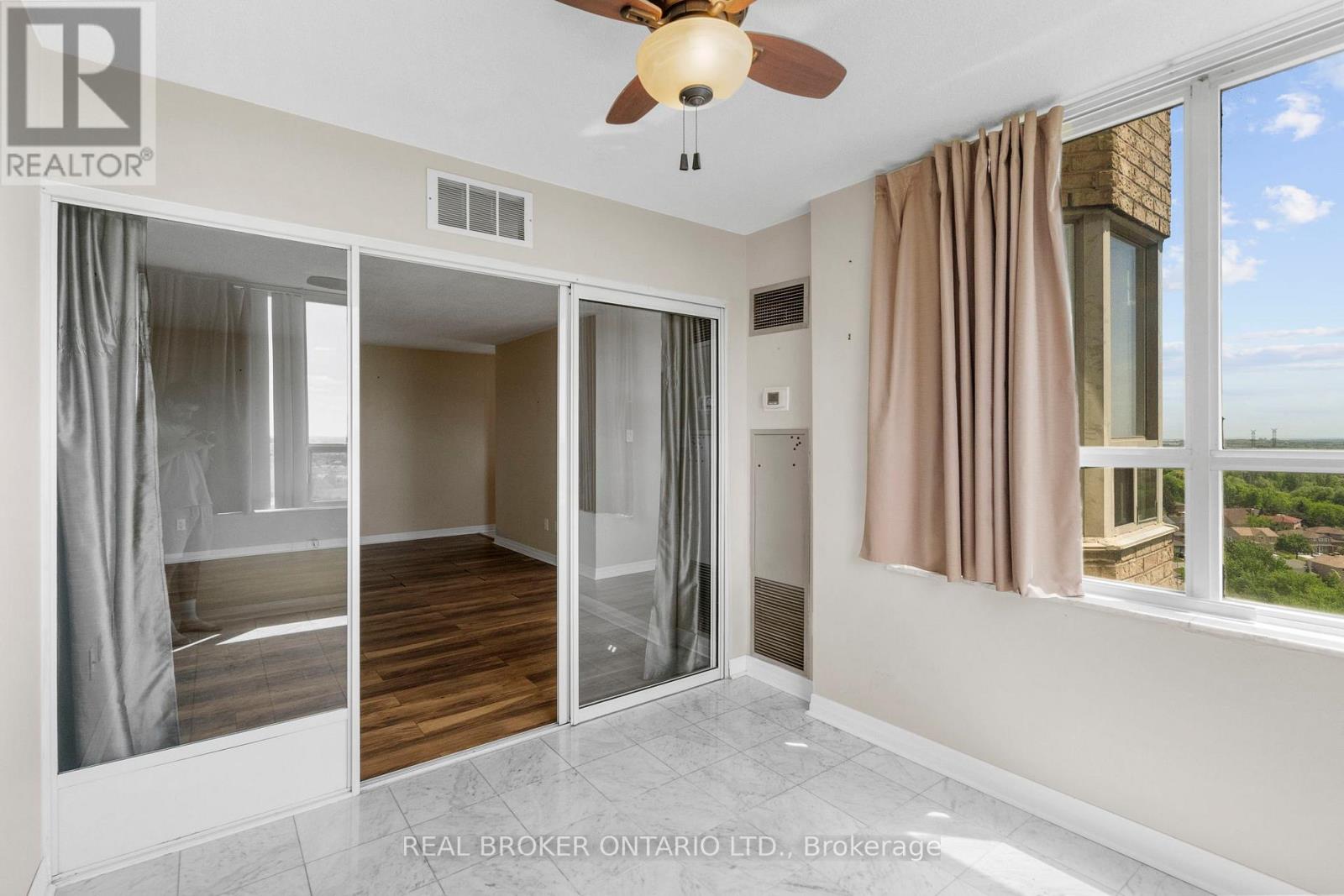 #1603 30 MALTA AVENUE - 20