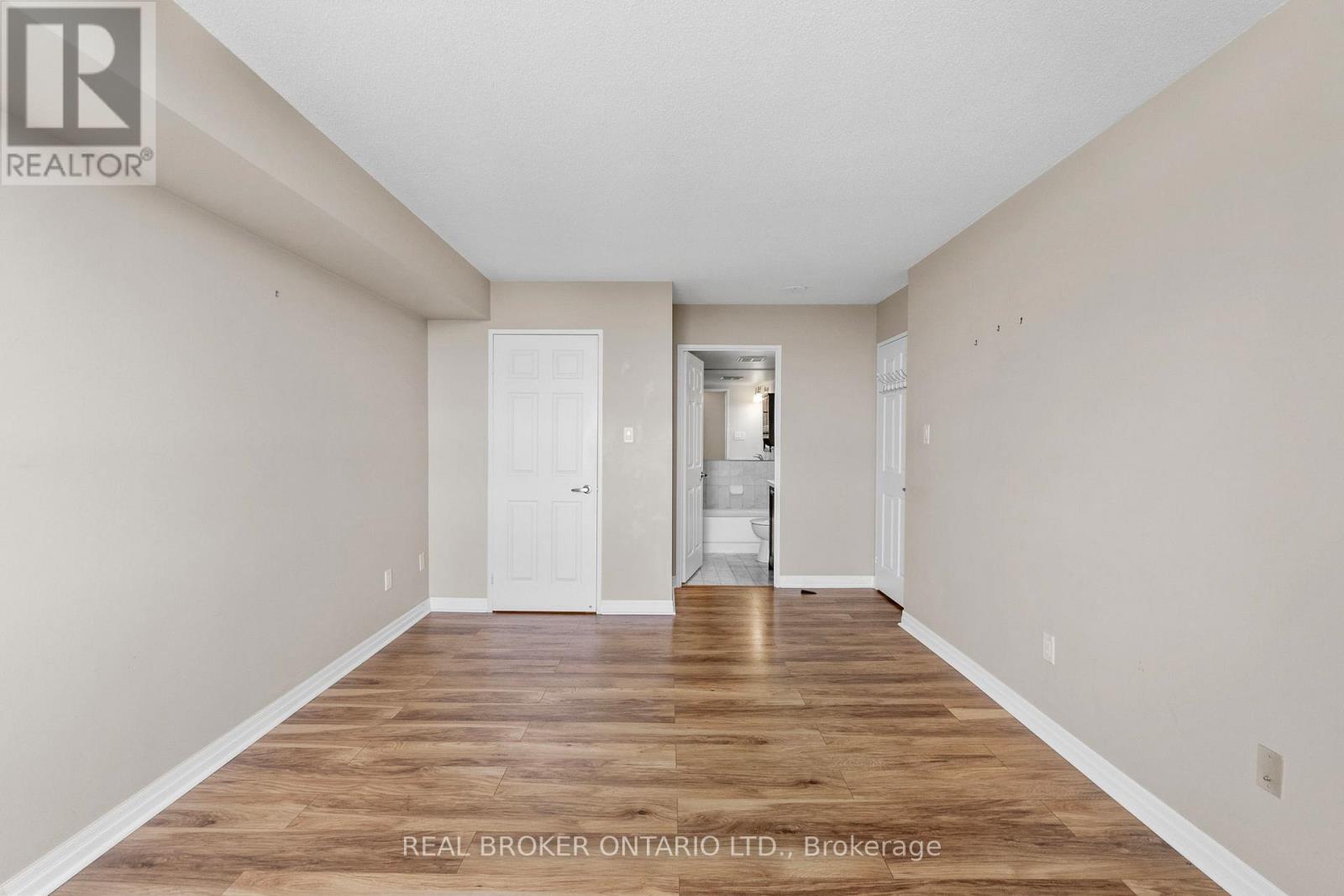 #1603 30 MALTA AVENUE - 34