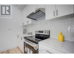 29 Chestnut Court, Aurora, ON L4G4A4 Photo 25