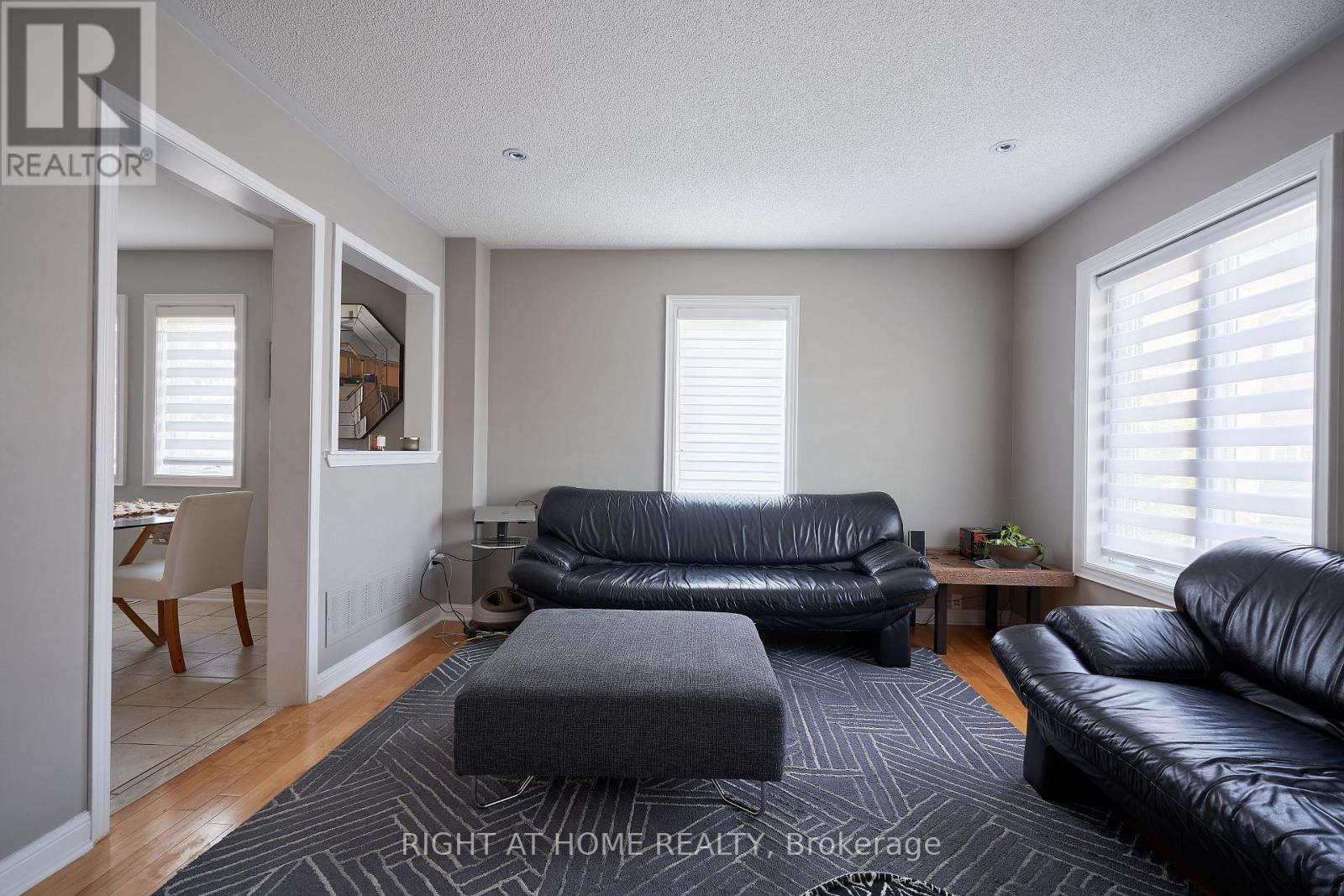 #24 271 RICHVALE DRIVE S - 14